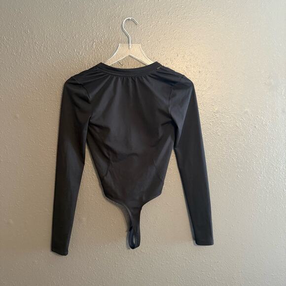 Good American Down Low V-Neck Bodysuit Size 1 - Picture 5 of 7